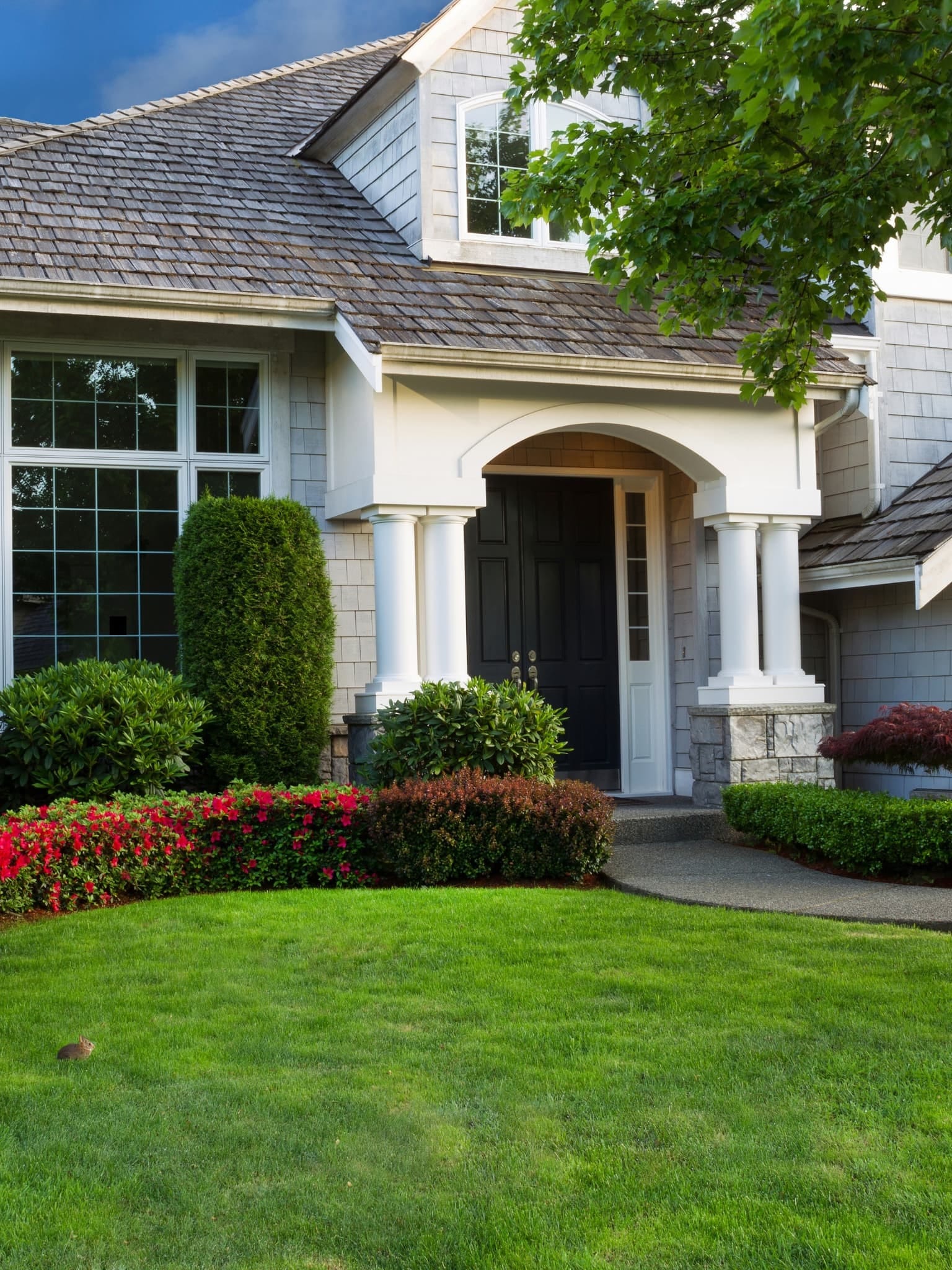 Home with manicured lawn